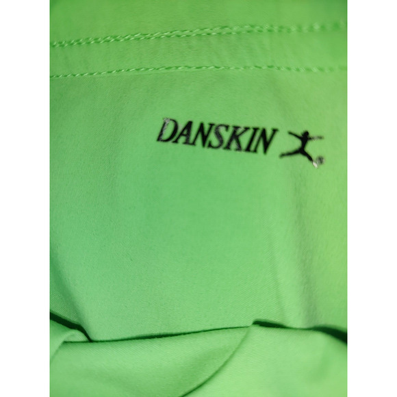Danskin Woman Green Cropped Pants Size Small Cargo Zip Pockets Adjustable Waist - Picture 6 of 8